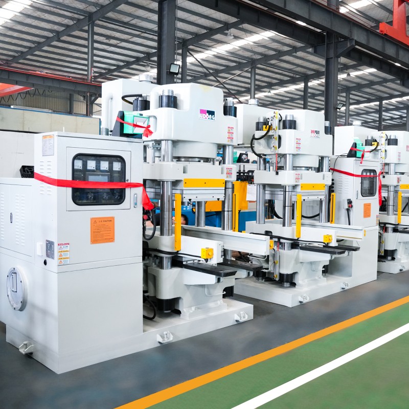 معدات المصنع