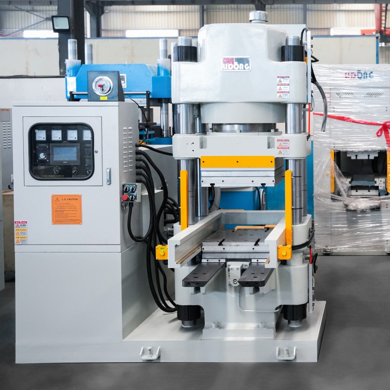 معدات المصنع